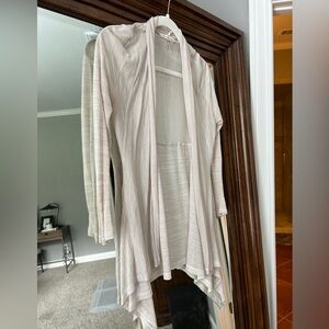 Cream sweater cardigan, size XS, good condition